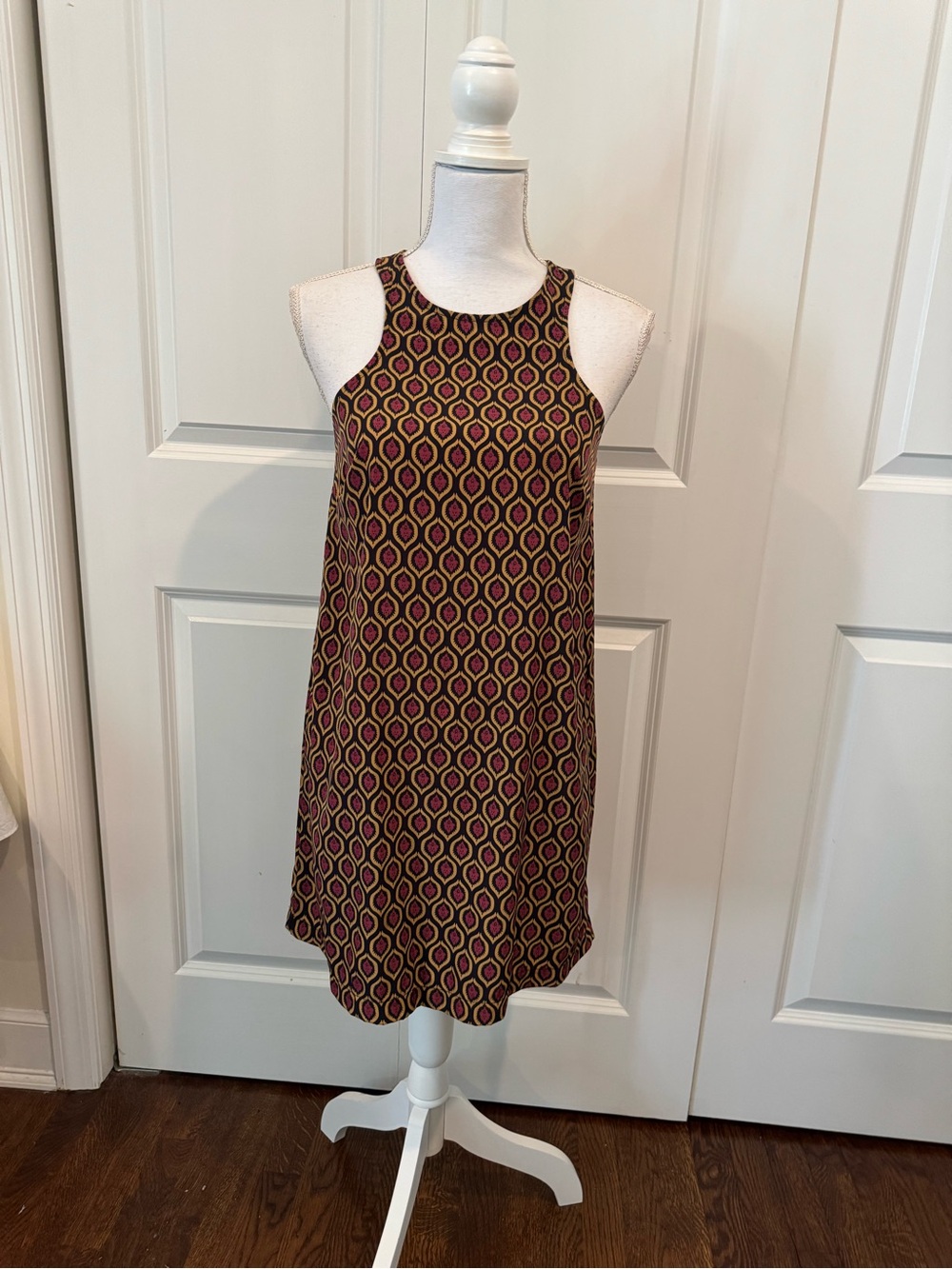 Peppermint USA Boho Paisley Shift Dress Size Small Racerback Mini Geo Print